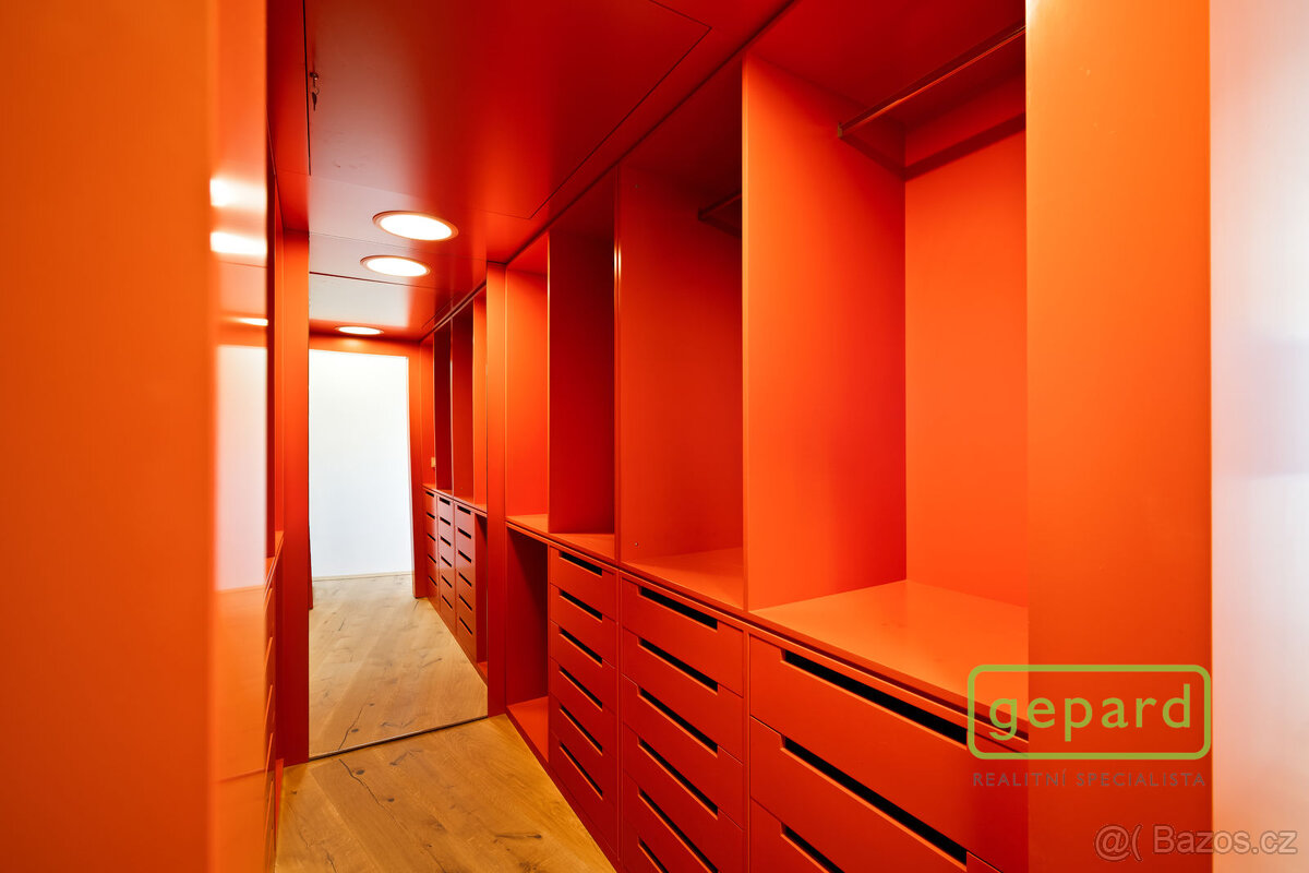 Mezonetový byt 289m2, 3 parkovací stání - 8