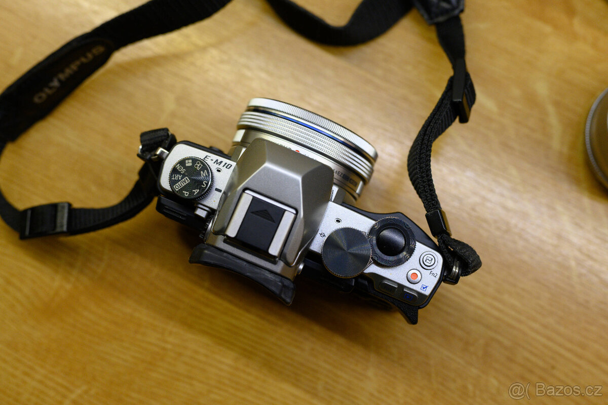 Olympus OMD E-M10 + 14-42 EZ pancake - 8