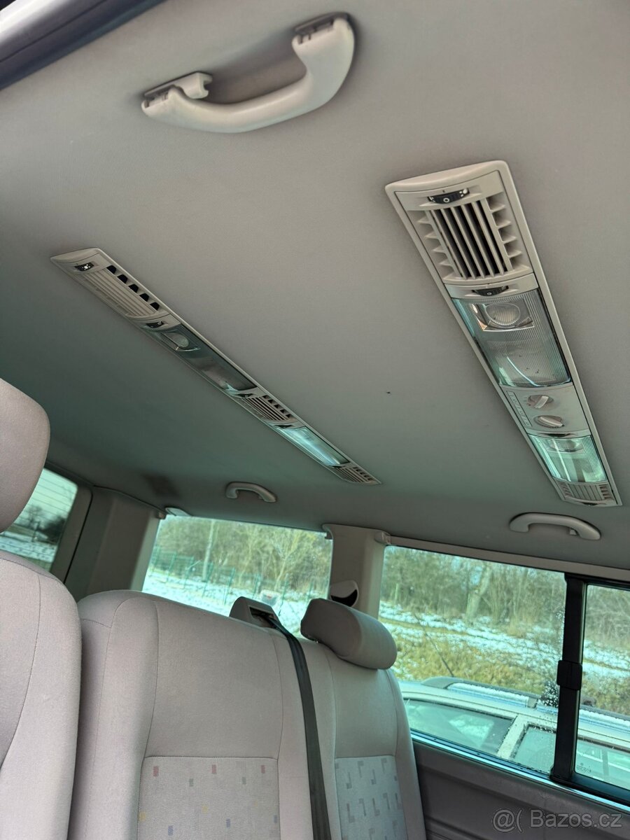 VW T5 Caravelle 2.5TDI 96Kw - 8