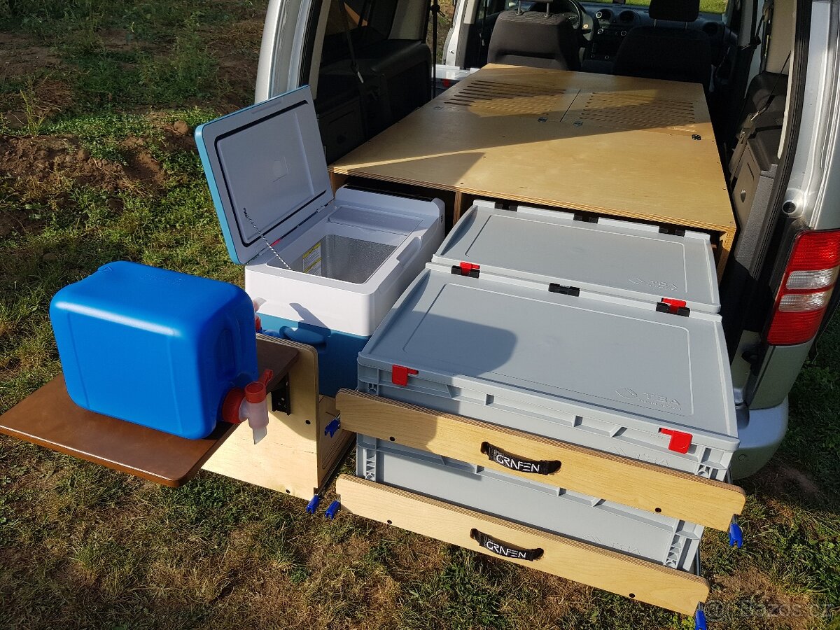 Obytná vestavba, camping box VW Caddy Maxi - 8