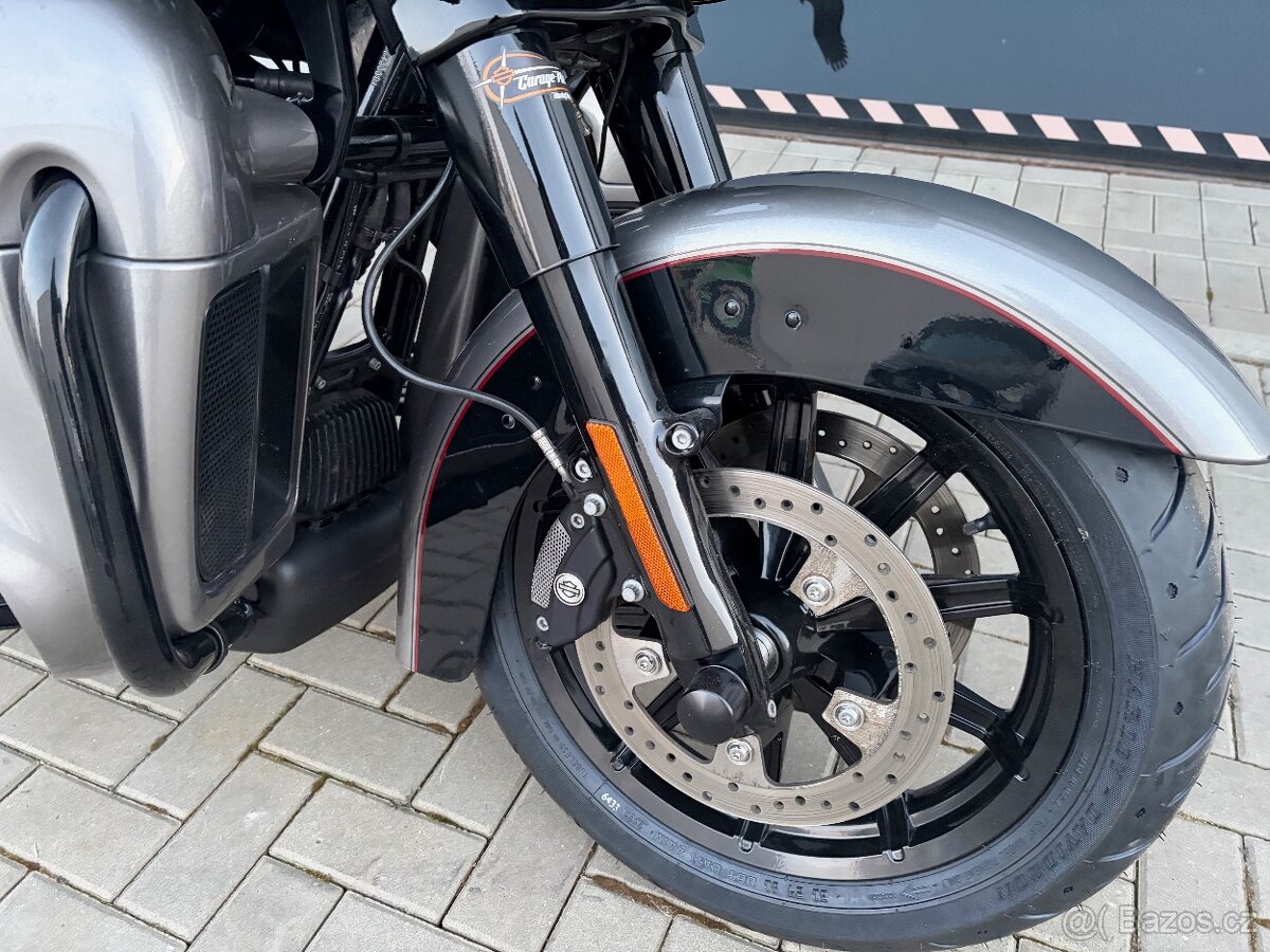 HARLEY DAVIDSON ROAD GLIDE - 8