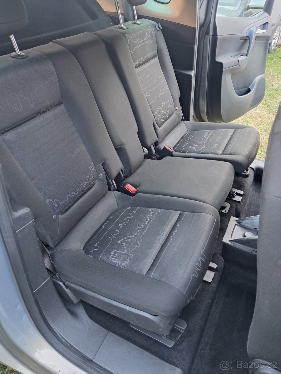 Opel Meriva 1.4i - 8