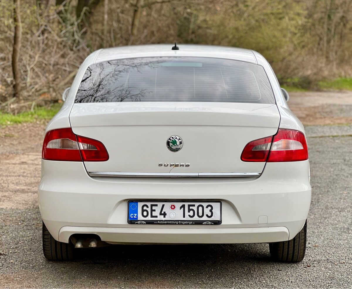 Škoda Superb 2 2010 - 8