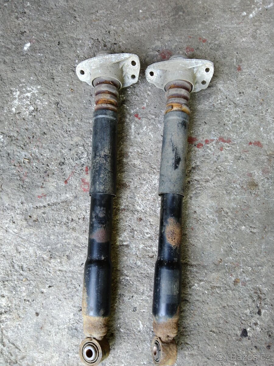 Škoda Yeti - díly - 8