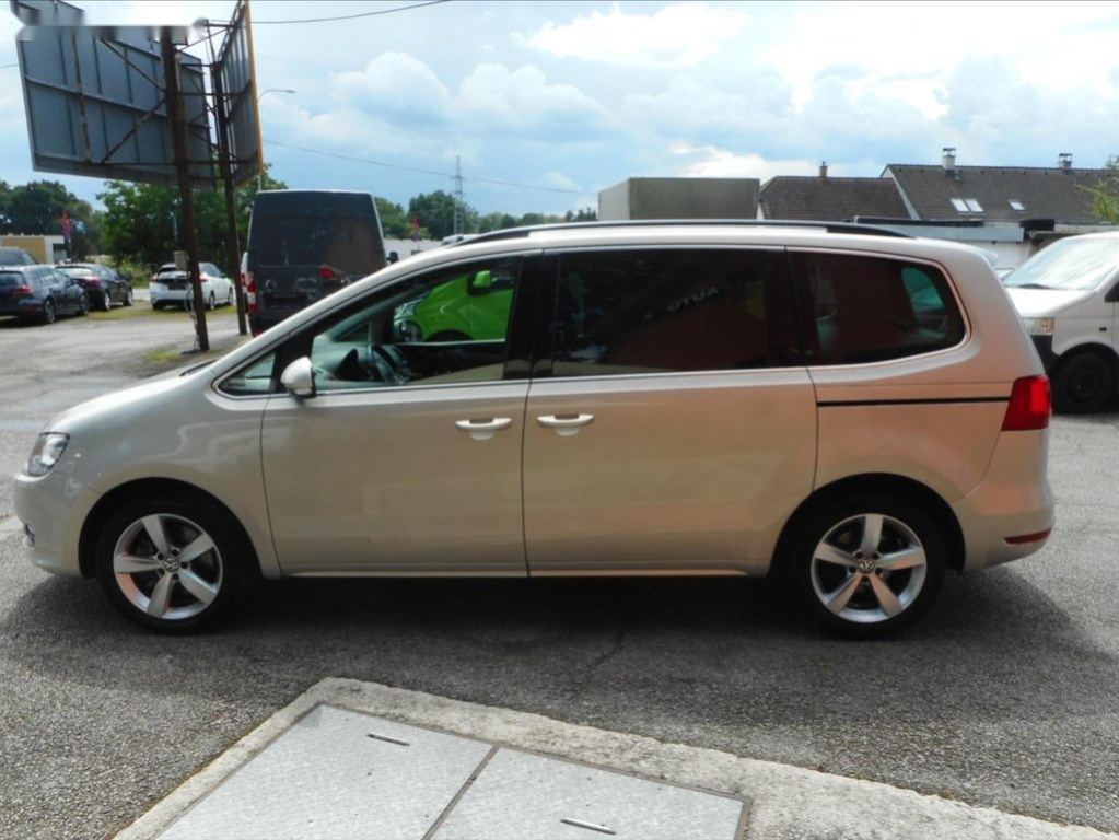 Volkswagen Sharan,2,0 TDi DSG - 8