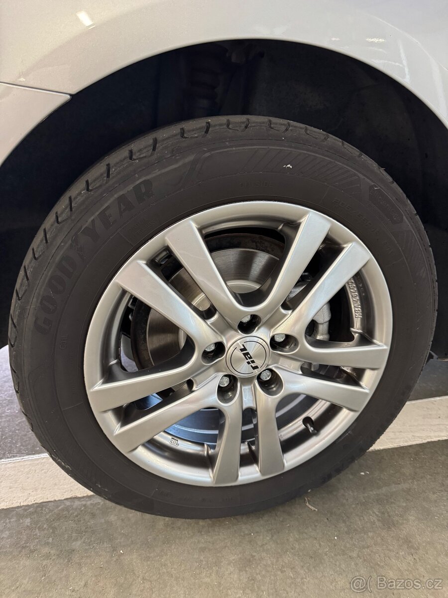 Vw Touran - 8