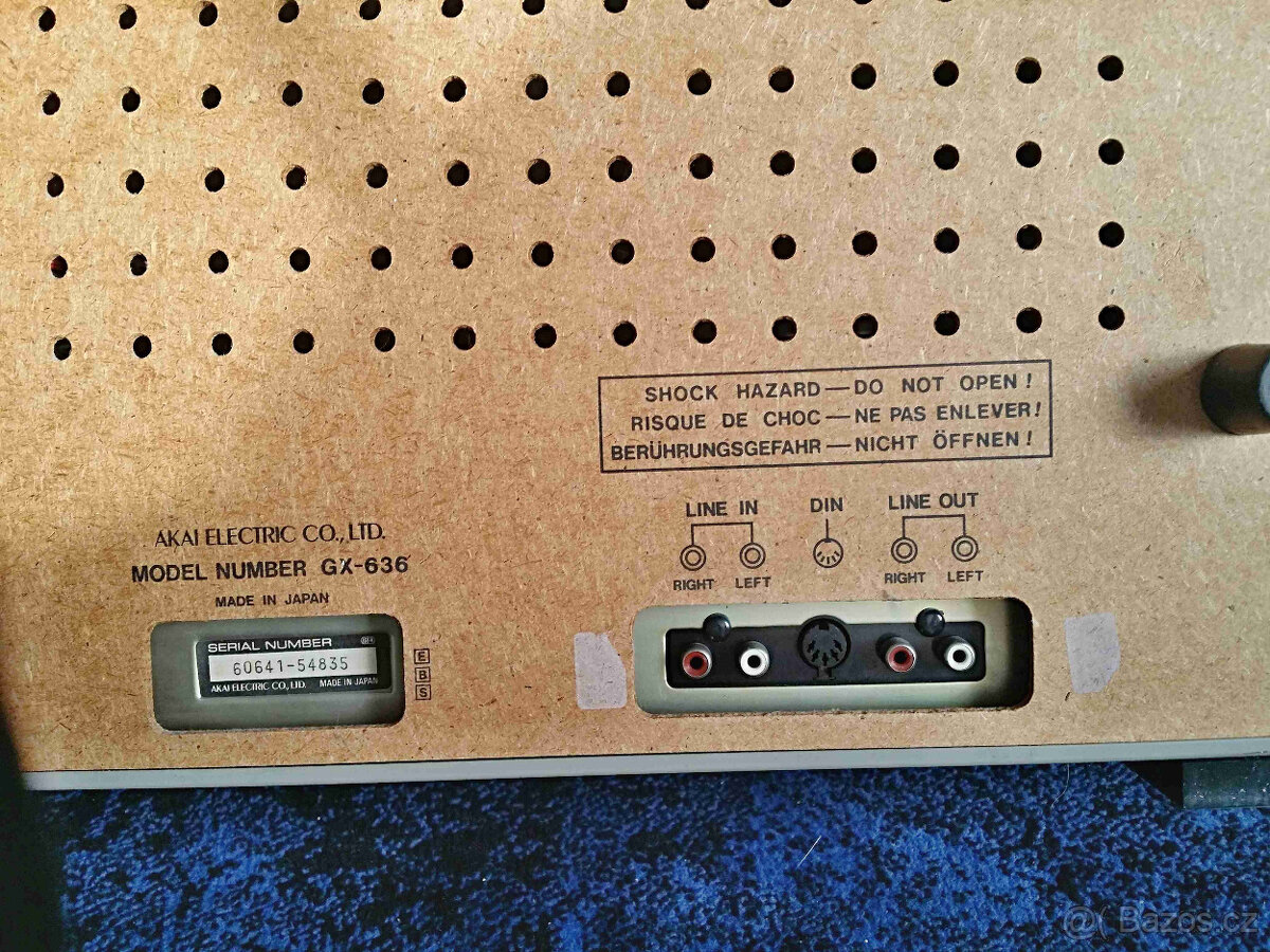 Akai - 8