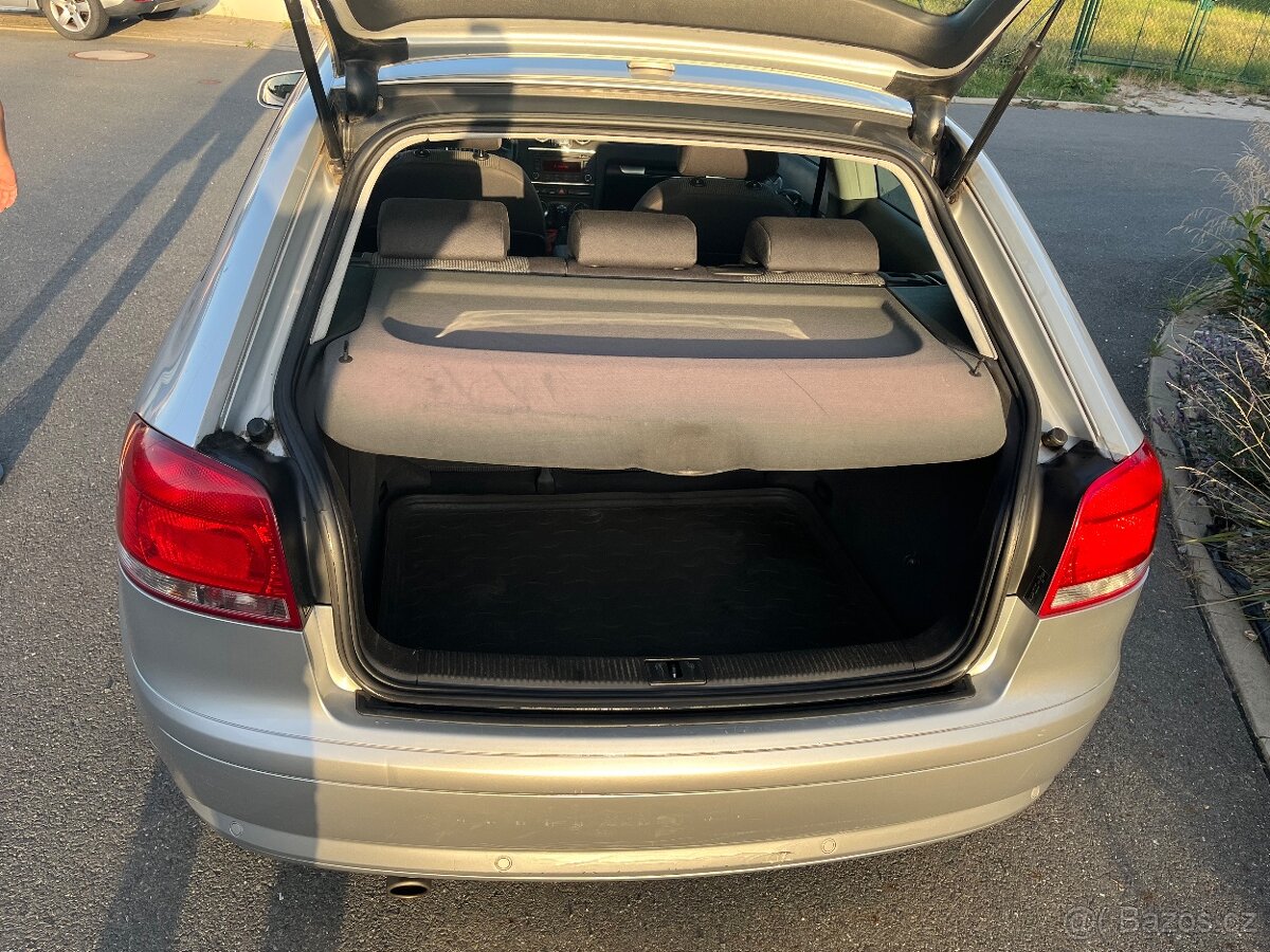 Audi A3 1,6 benzin - 8