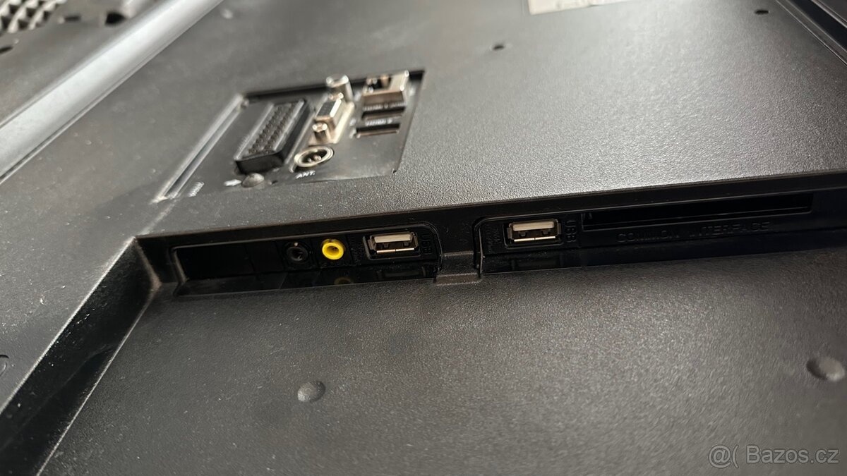 32" Gogen TVF 32248 WEB - 8