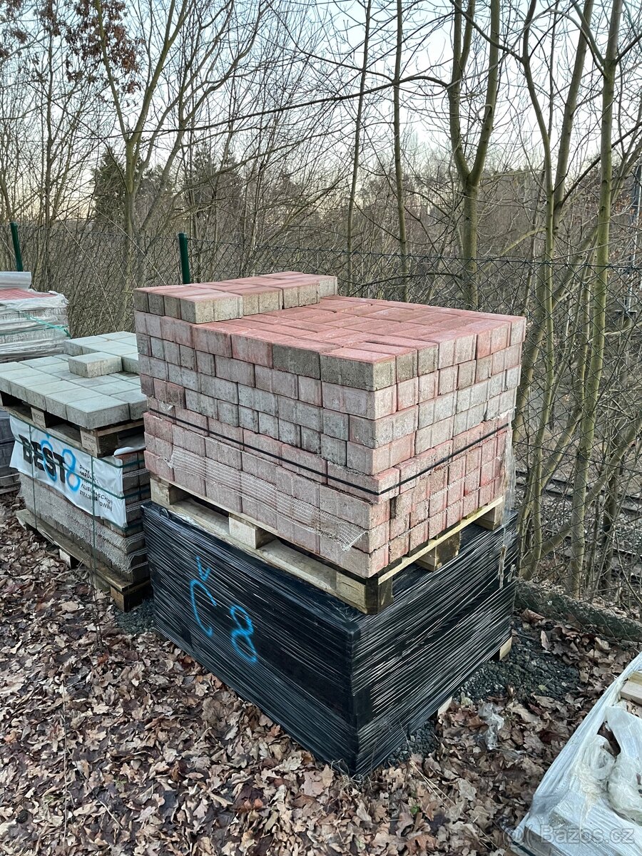 Stavební materiál, dlažba, skruže, obrubníky - 8