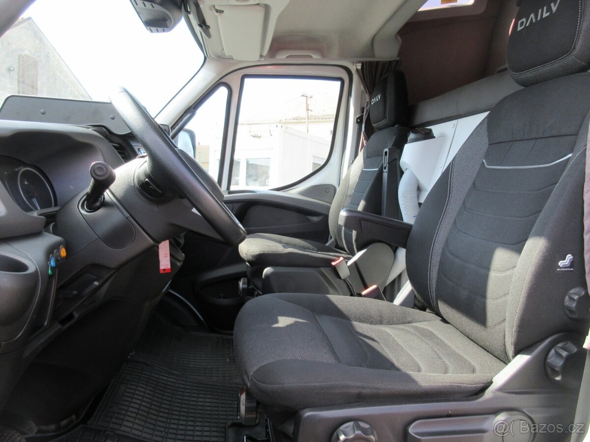 Iveco 70C18 Jegger, odtahovka - 8