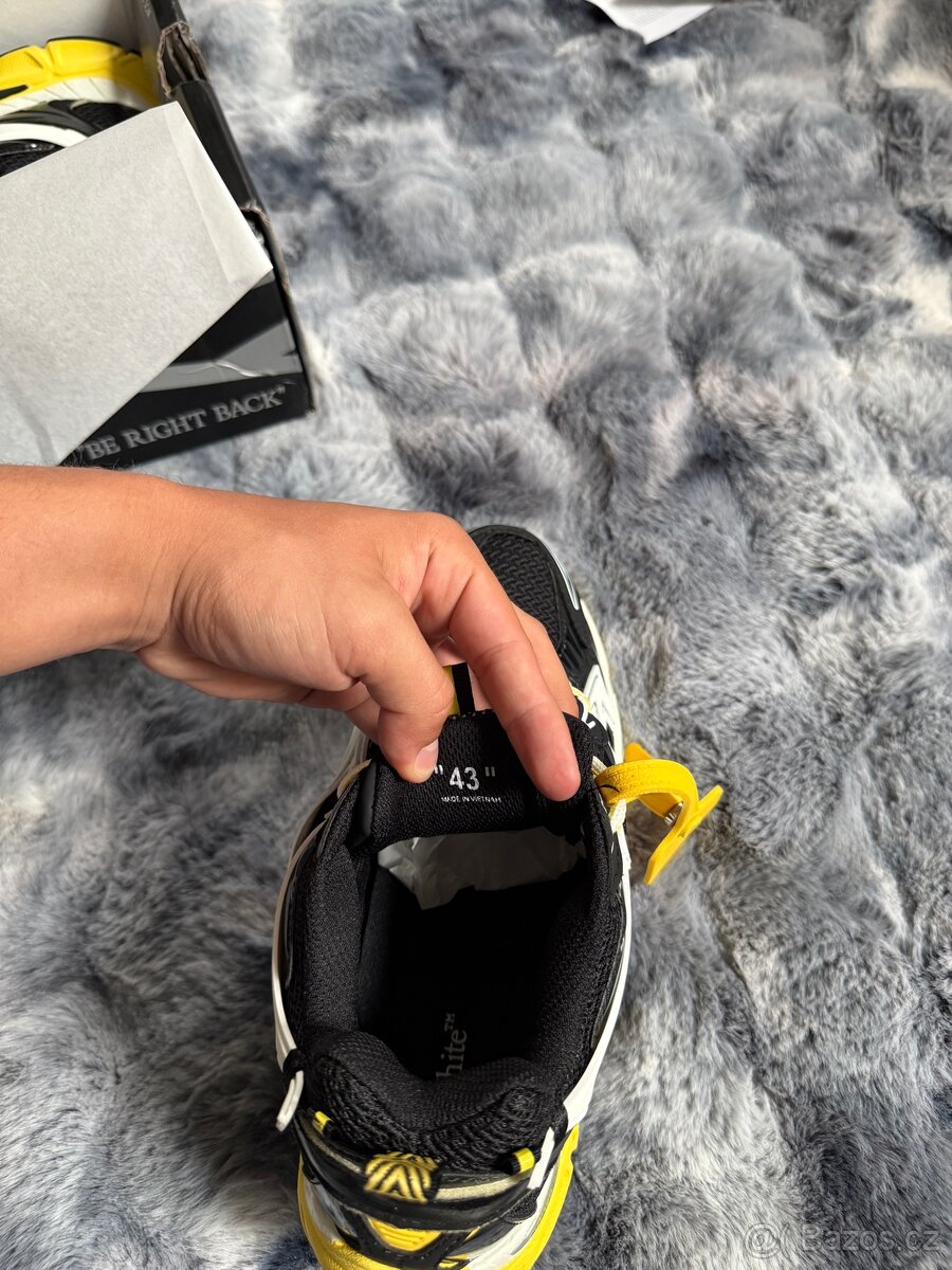 Off-White Be Right Back - 8