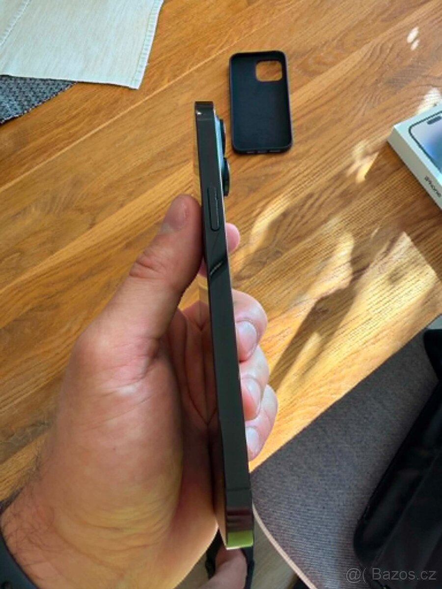 Apple iPhone 14 PRO MAX 128 GB space black - černý - 8