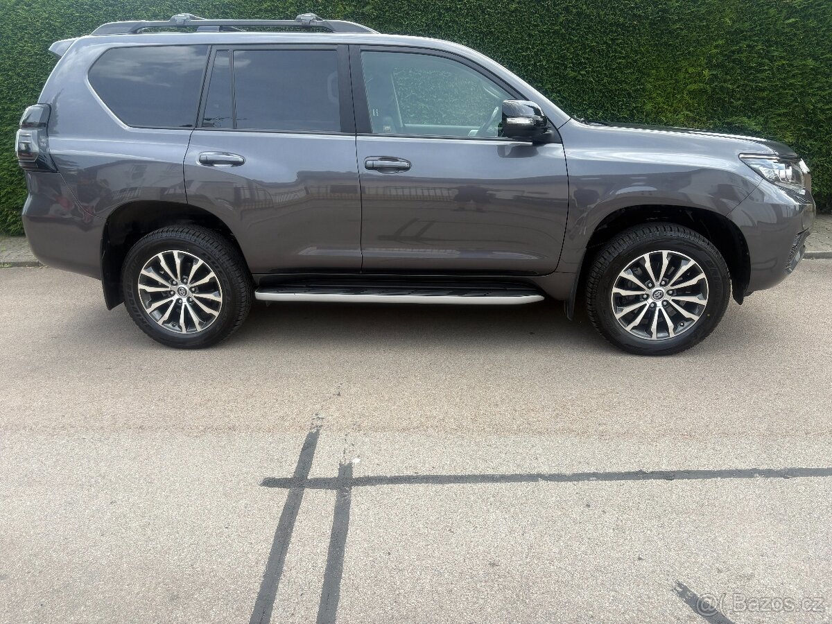 Toyota Land Cruiser GDJ 150 - 8
