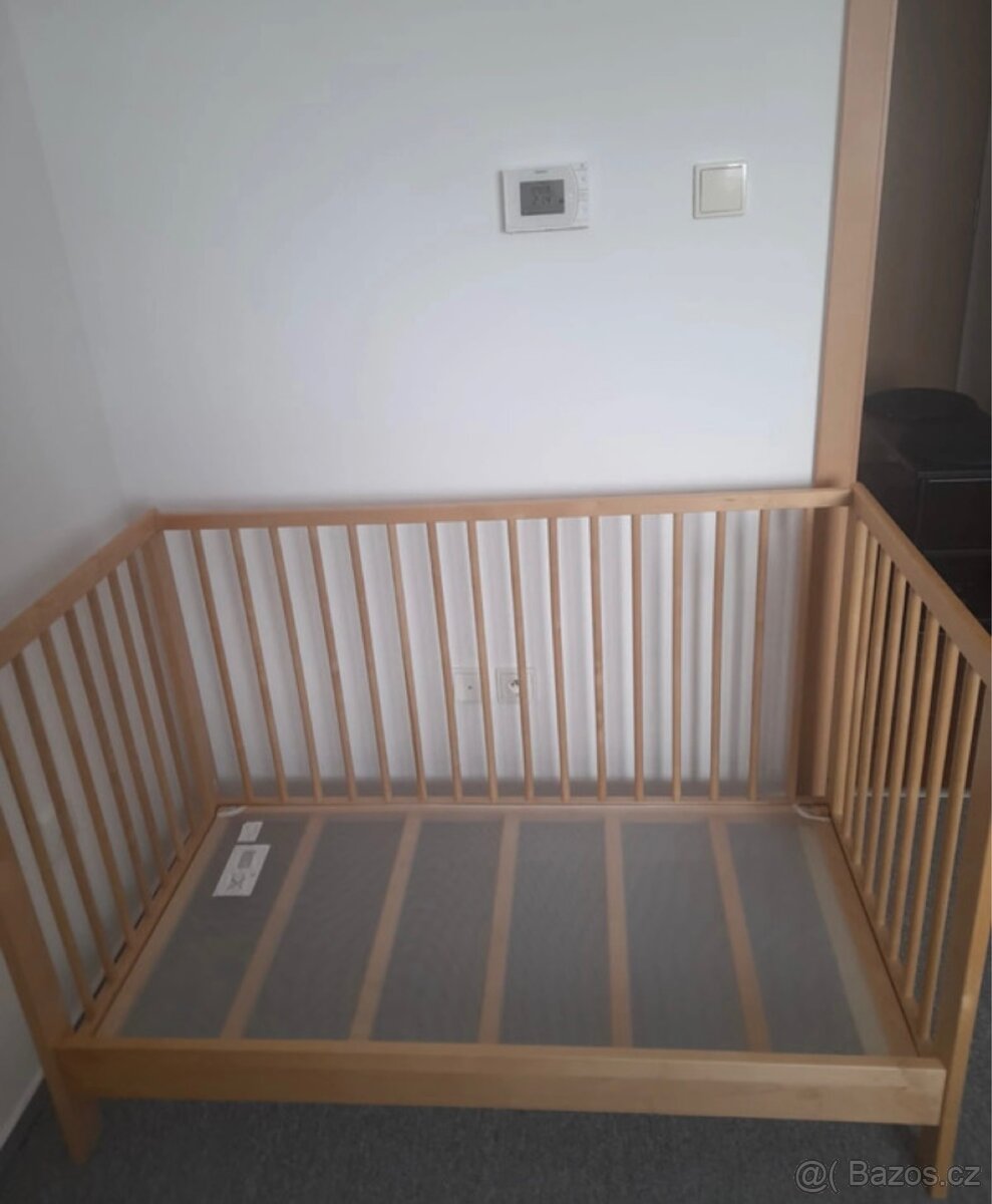 Dětská postýlka s veškerým vybavením - 8