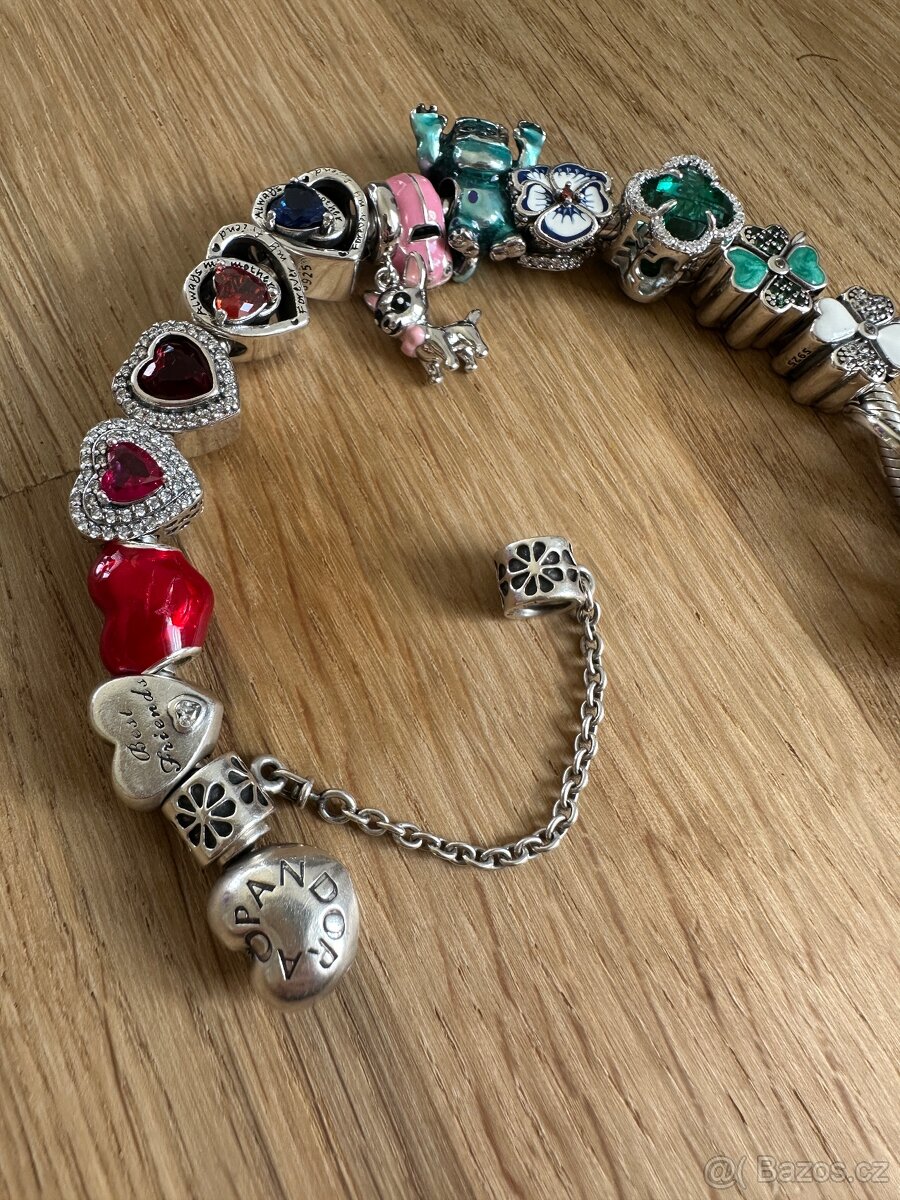 Červené srdce s kamínky na Pandora náramek - 8