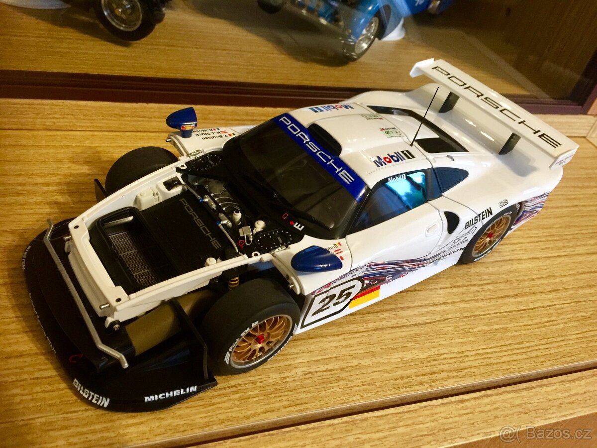 PORSCHE 911/996 GT1 Evo / AUTOart 1:18 - 8