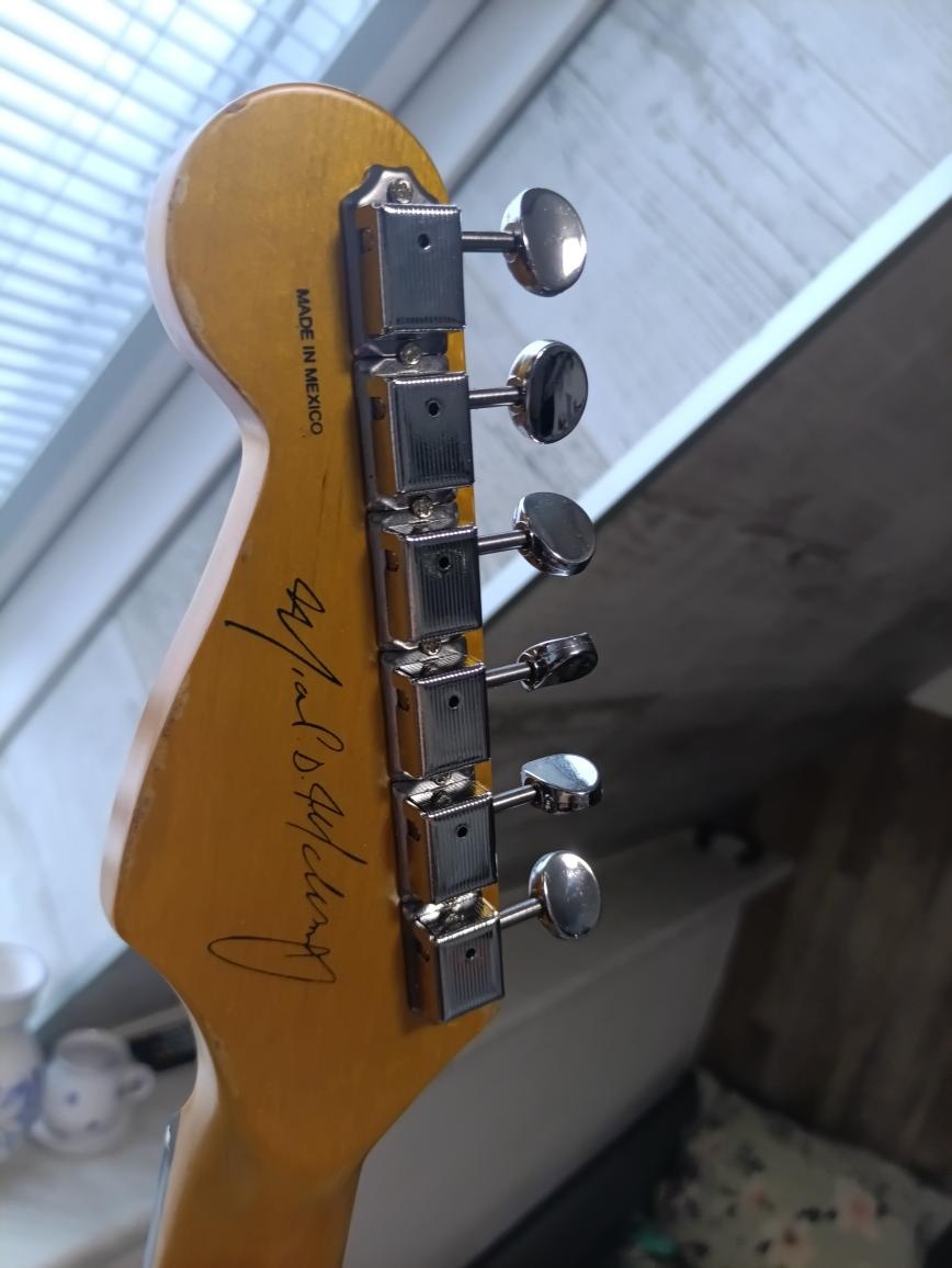 Elektrická kytara Stratocaster Relic replika. - 8