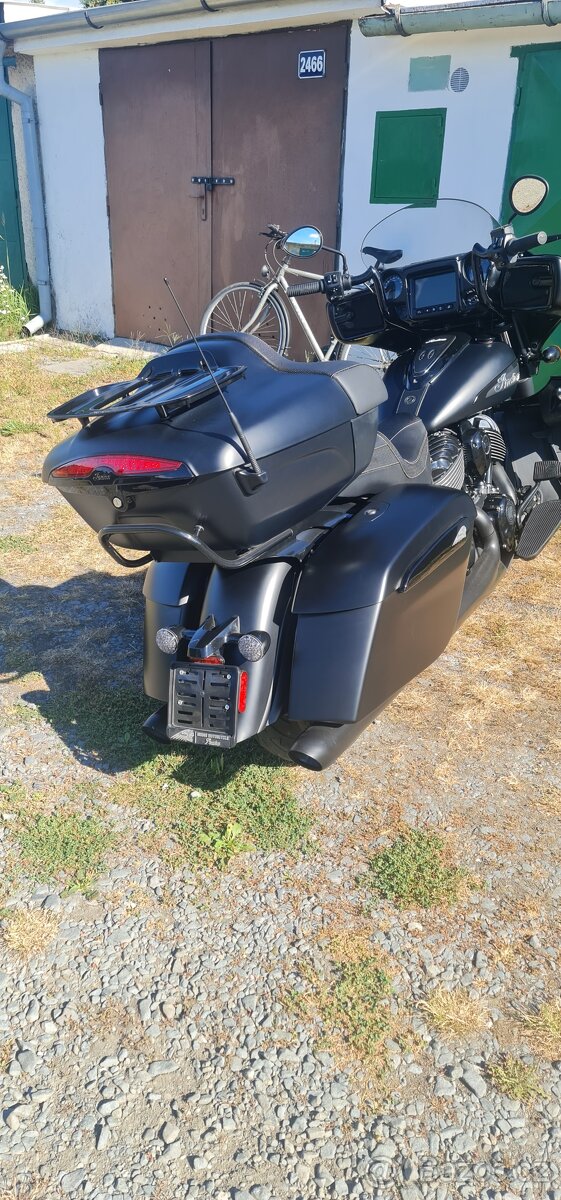 Indian Roadmaster Dark Horse - 8