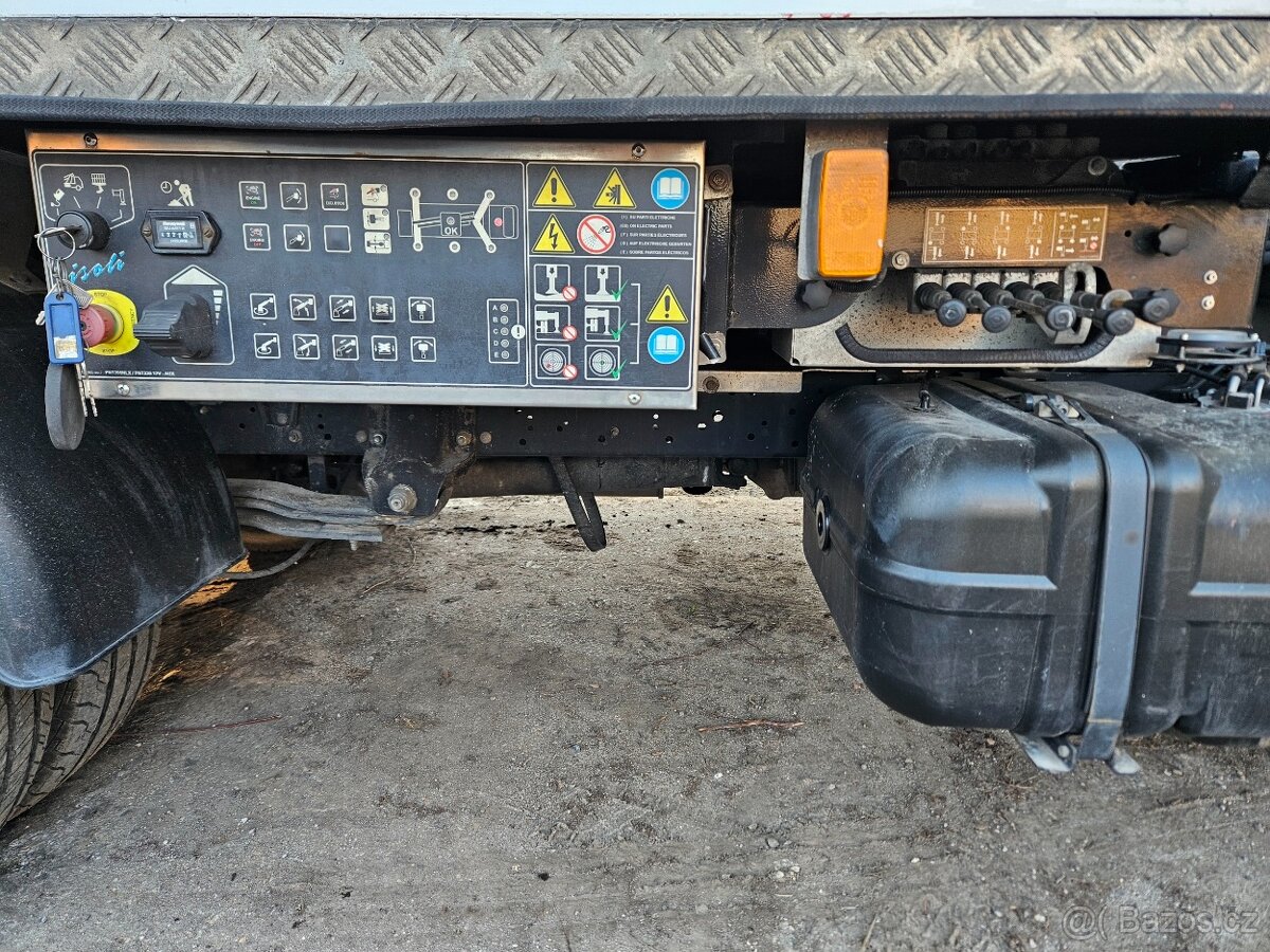 Montážní plošina 23m - 8