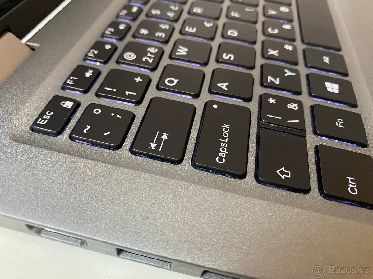 Dell Inspiron13 5000 2v1 13“/Intel Core i5-7.gen /SSD 240GB/ - 8