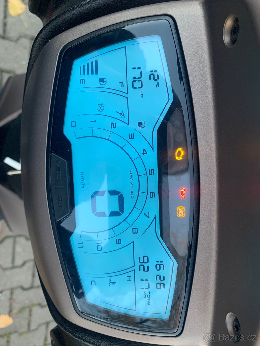 Piaggio Medley 125 - 8