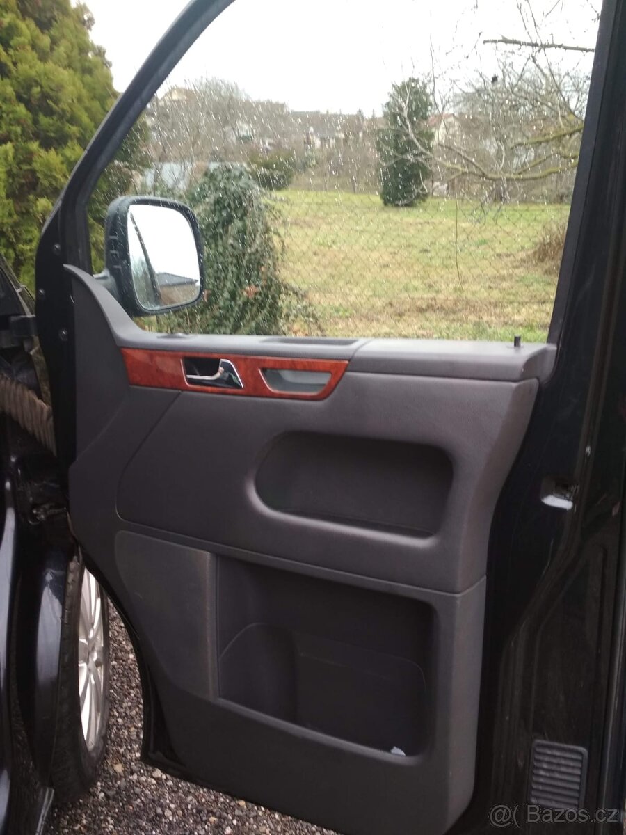 Volkswagen Multivan 3.2i V6 LPG Automat 7 miest - 8