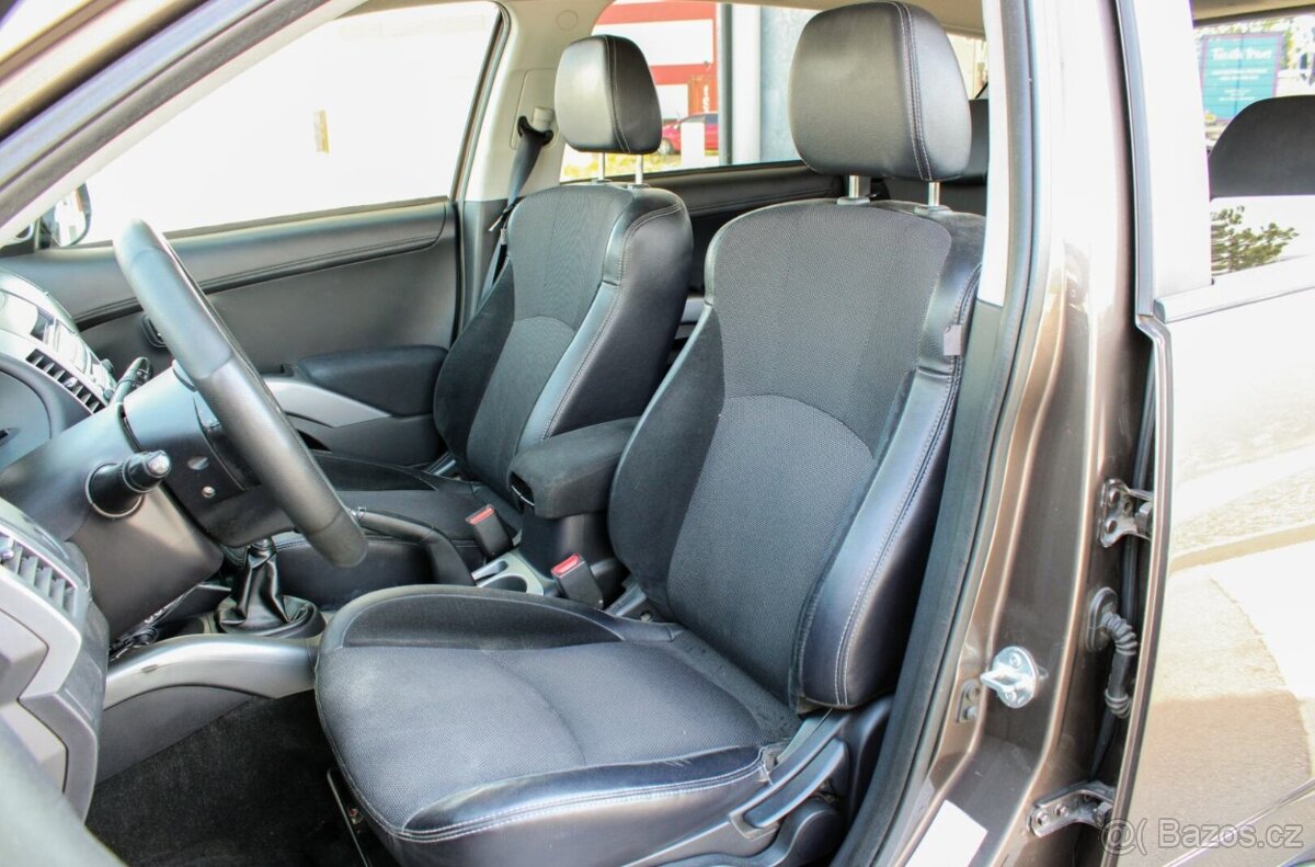 Mitsubishi Outlander 2.2 DI-D 4x4 - 8