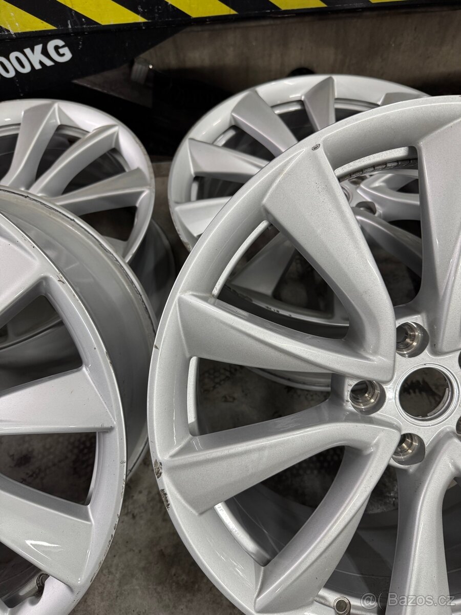 ALU SADA TESLA MODEL 3 R19 - 8