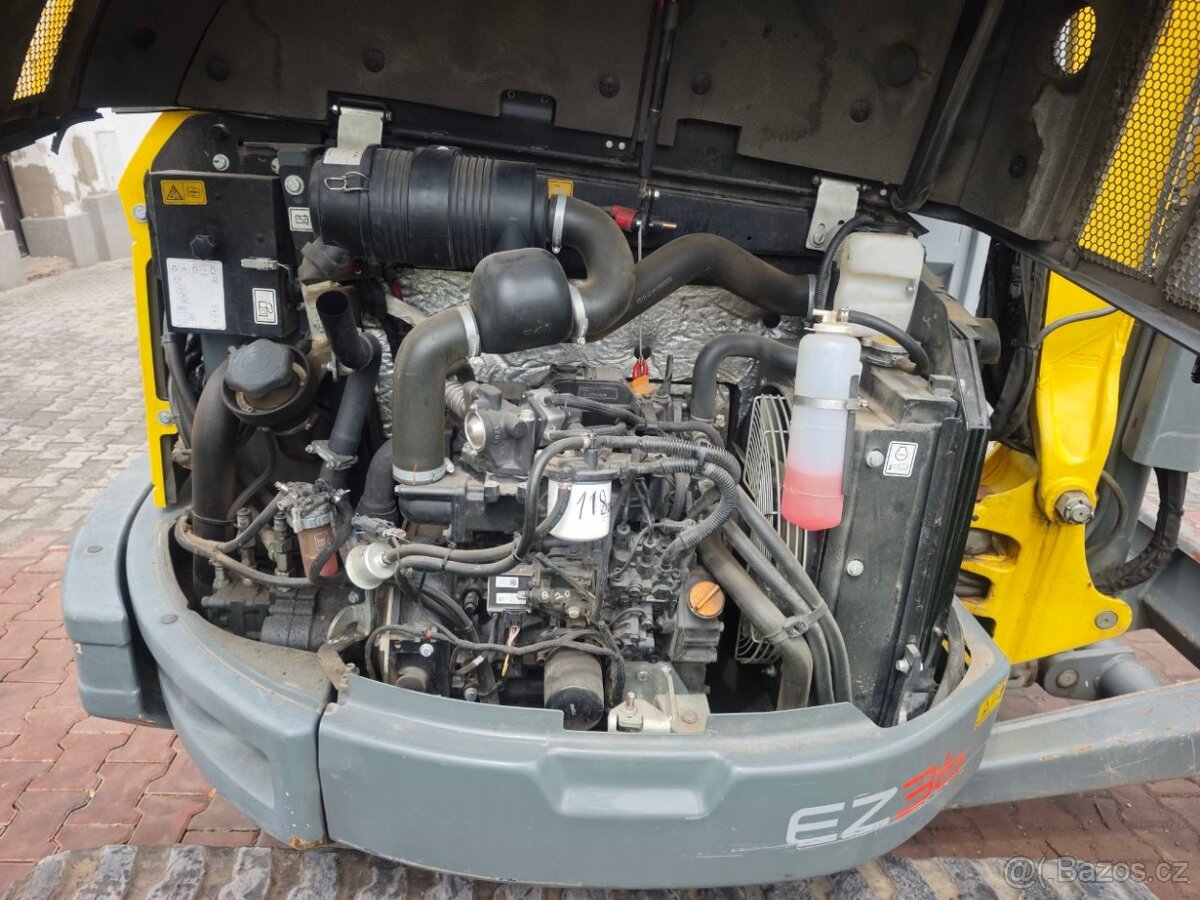 Pásový minibagr Wacker Neuson EZ36 - 2022 - 8