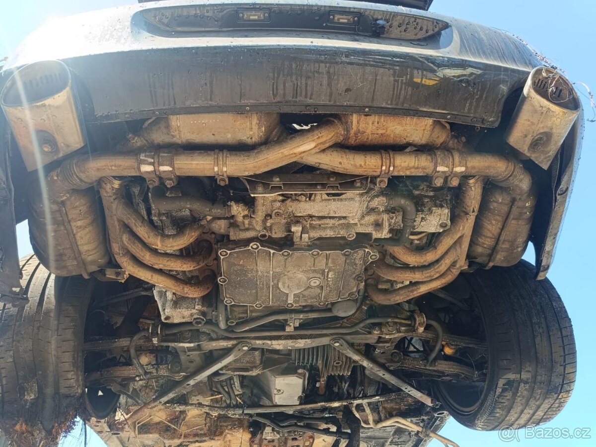 Porsche 911 996 Carrera - 8