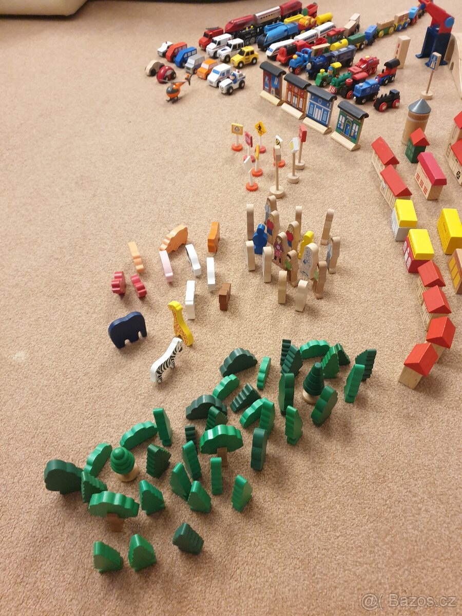 DŘEVĚNÁ VLÁČKODRÁHA BRIO - 8