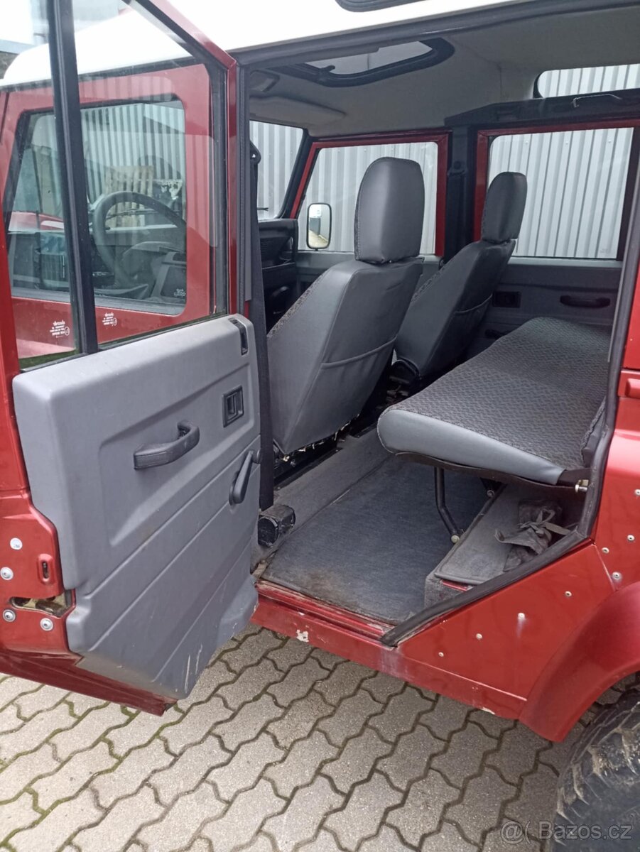 Land Rover Defender 110 TD5 - 8
