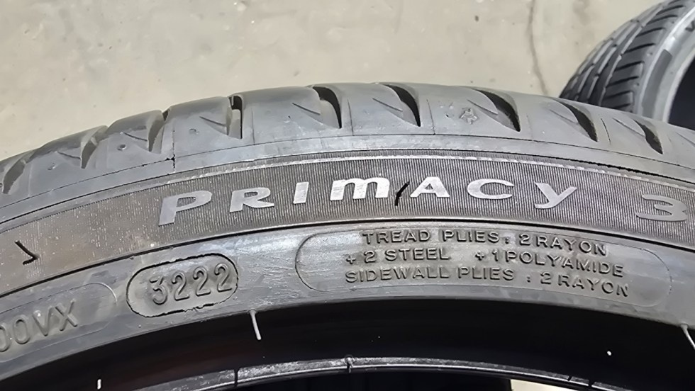 Letní pneu 275/35/19 Michelin Run Flat - 8