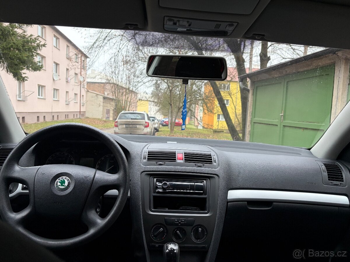 ŠKODA OCTAVIA 1.6MPi 75kw - 8
