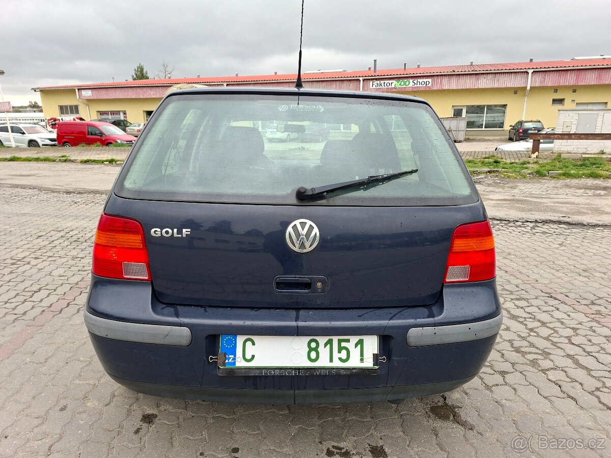 Vw Golf 1,4i - 8