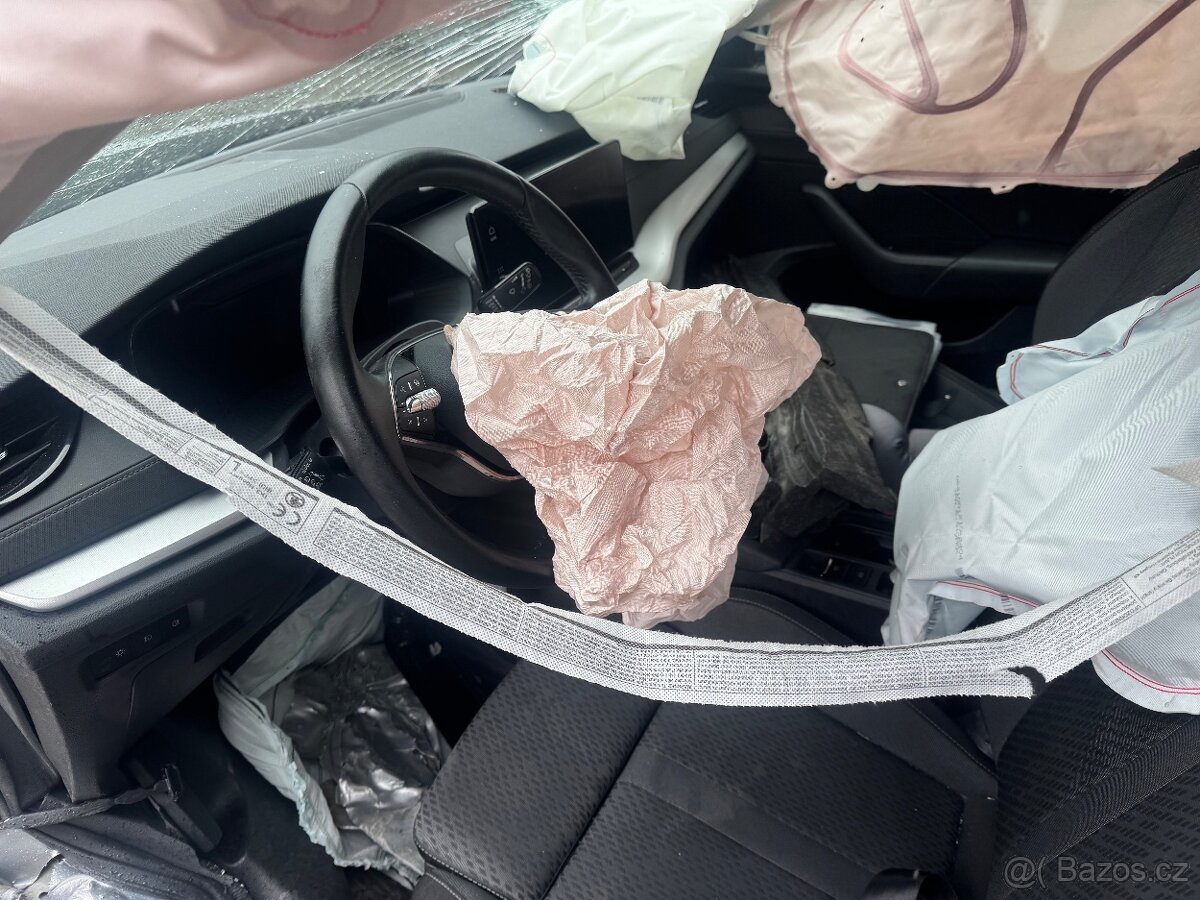 Prodám náhradní díly Škoda Octavia 4/IV - 8