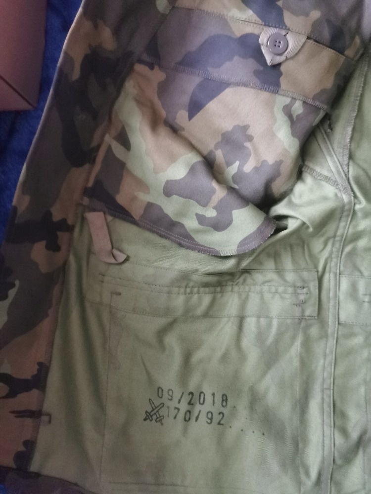 Přebytky vojenského vybavení, výstroj - 8