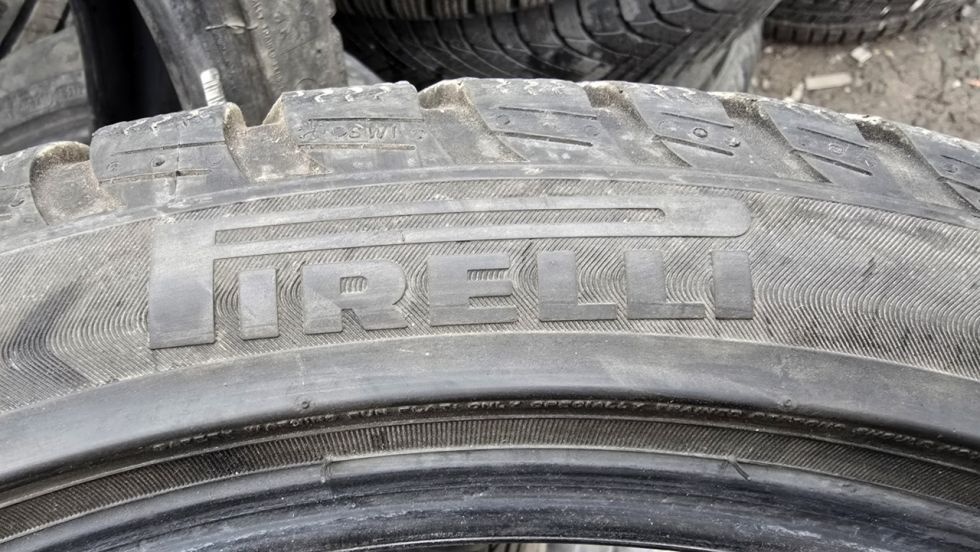 Zimní pneumatika 245/40/19 Pirelli - 8