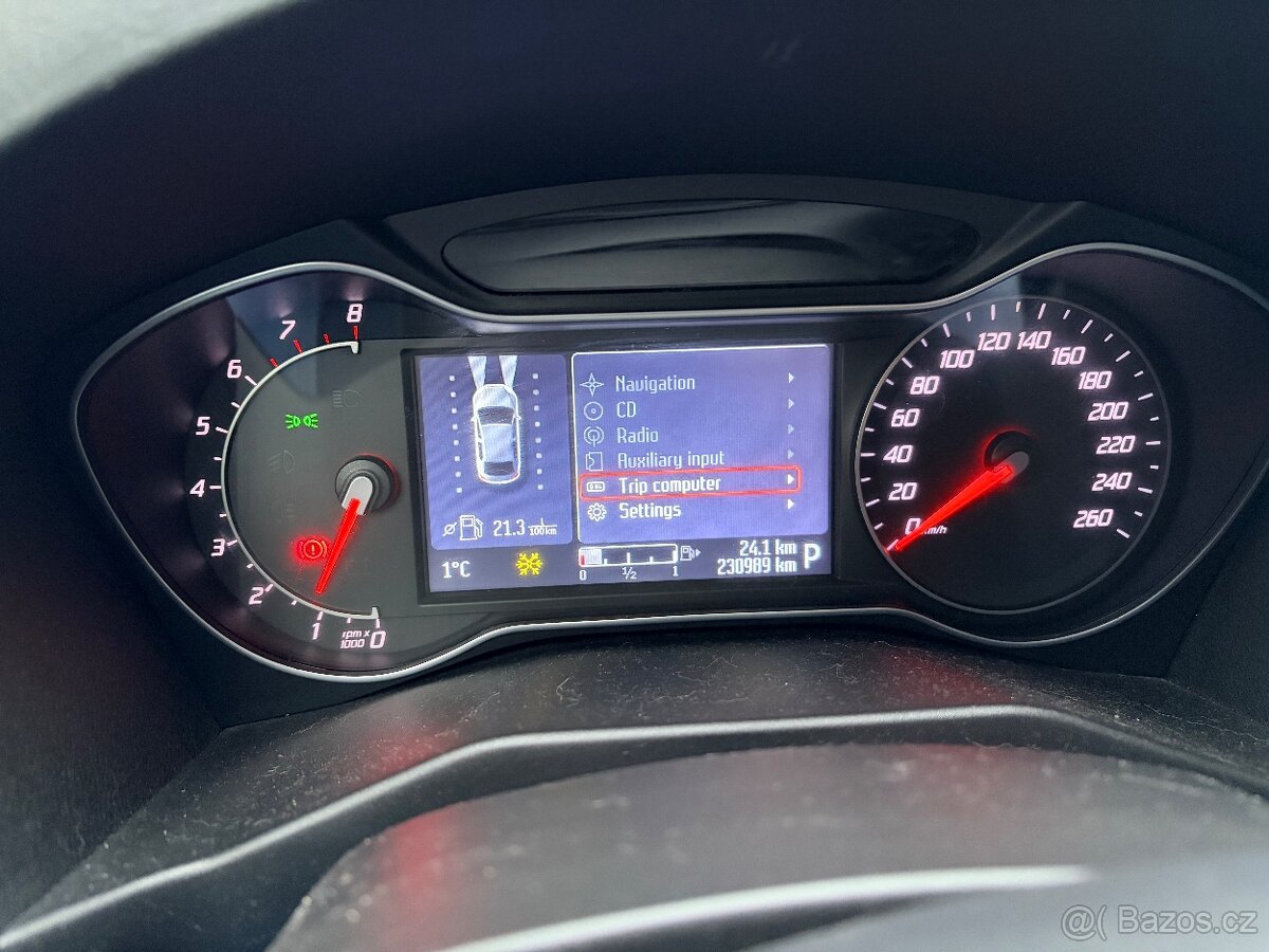 Ford Mondeo 2012 - 8