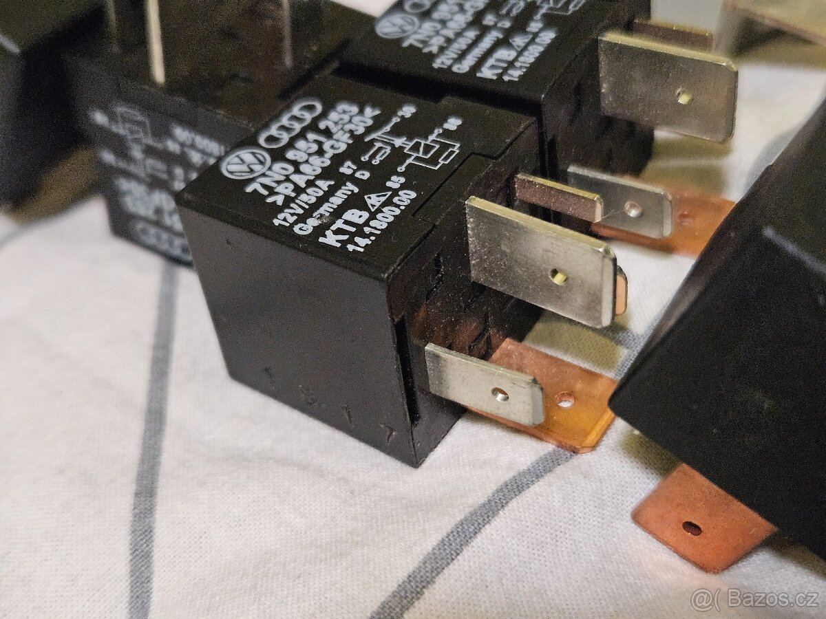 Relé / Relátka - 8