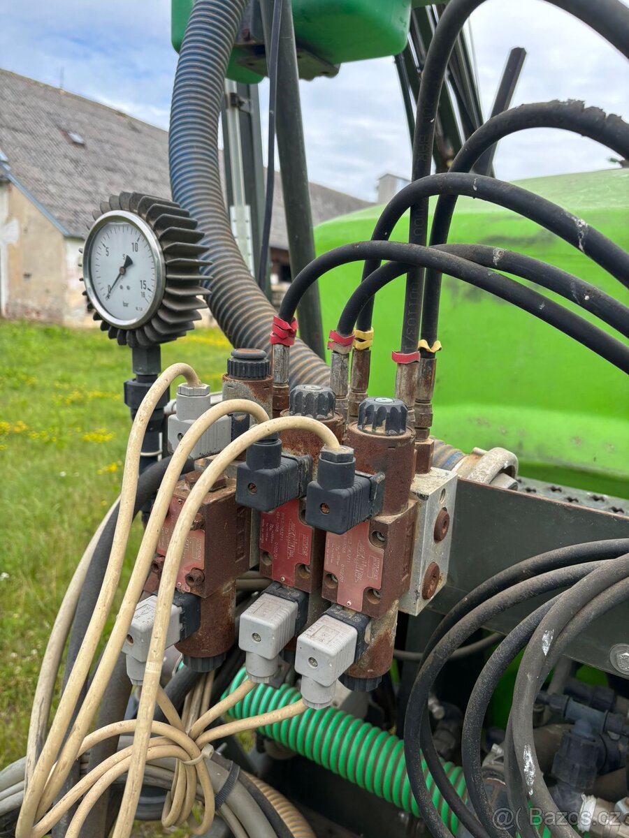 Postřikovač TECNOMA - 8