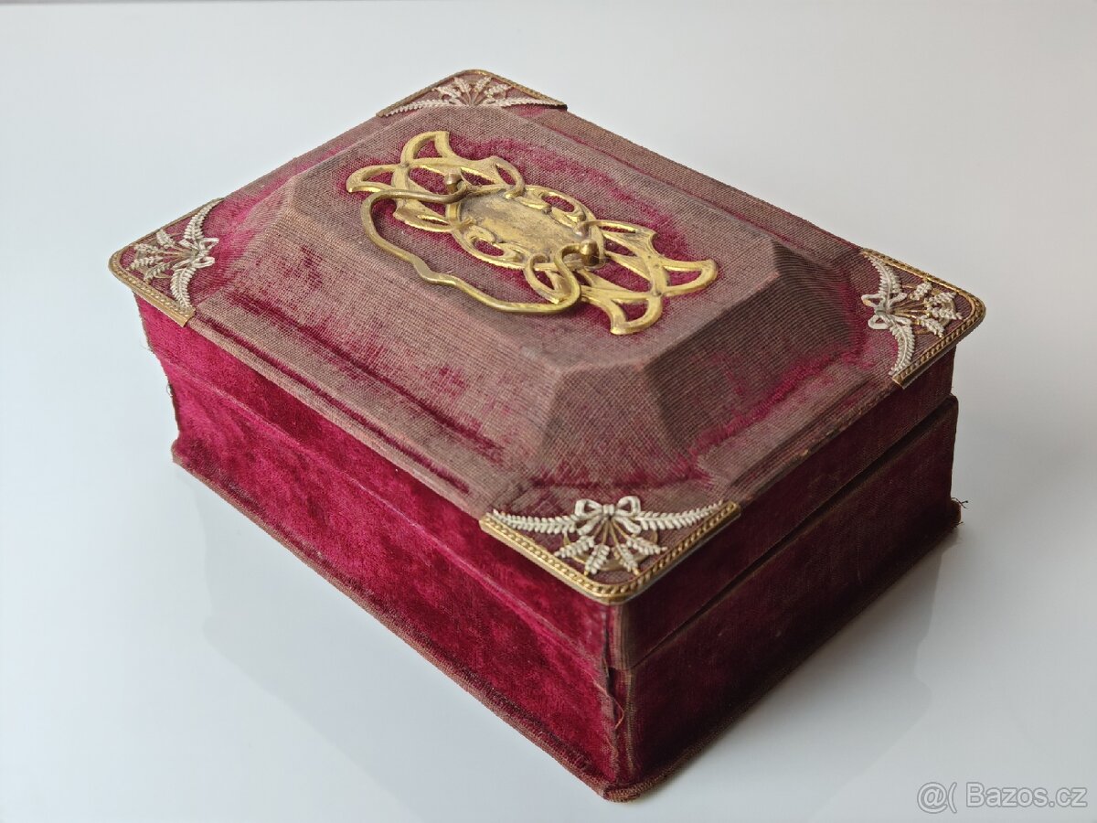 Starožitná šperkovnice - 8