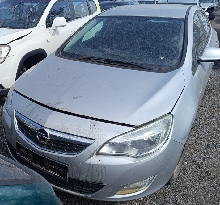 ND z Opel Astra 1248.cm3 70.kw nafta r.v.2011 (K60) - 8