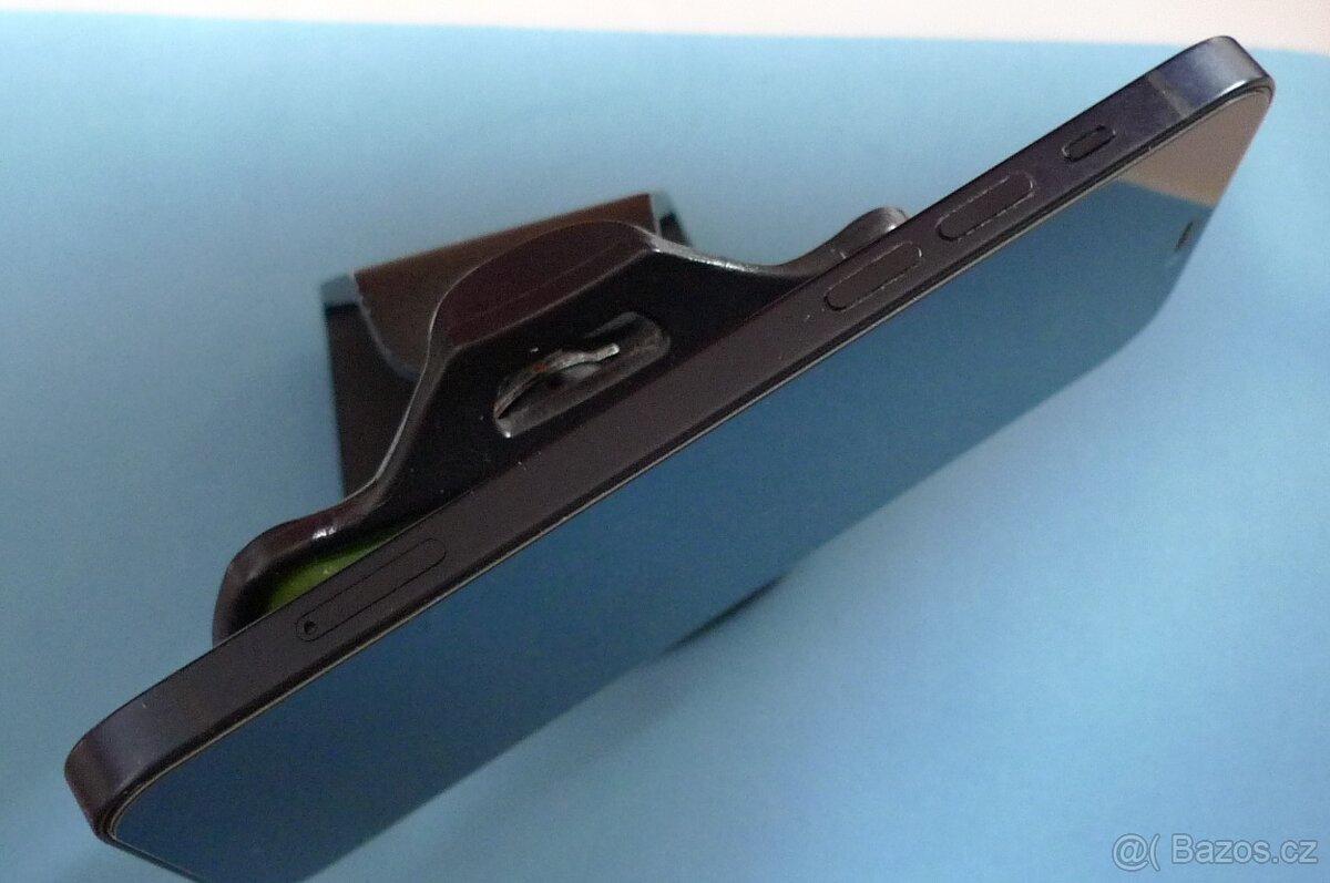 Apple iPhone 12 128GB Baterie 80% - 8