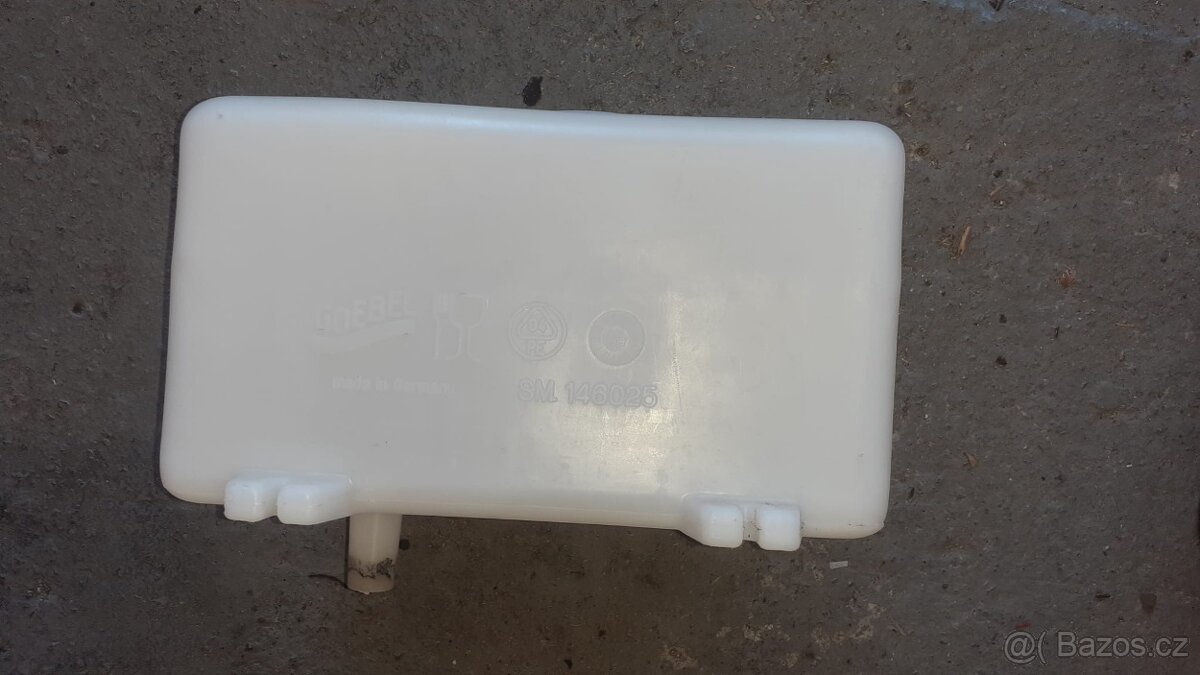 Nádrže na čistou do karavanu - 8