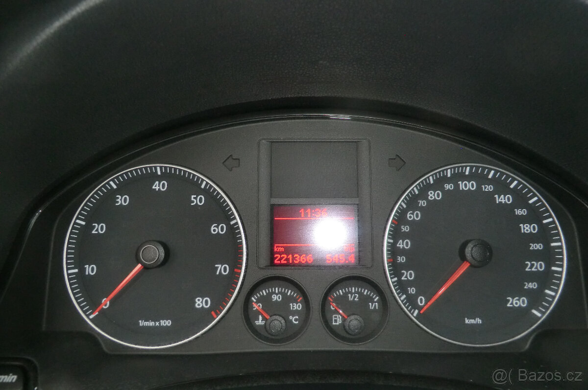 Volkswagen Eos 1.6FSi 85kW NOVÁ STK SERVISKA - 8