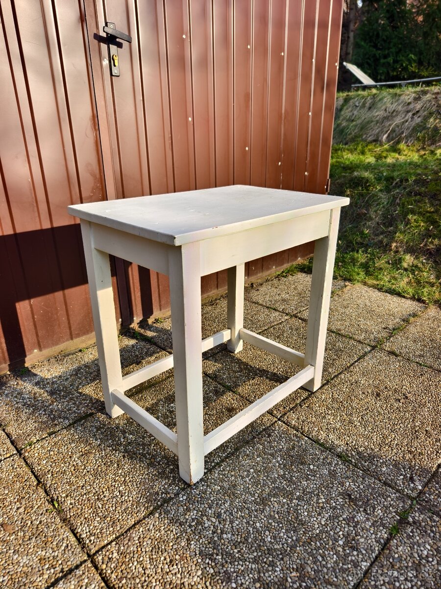 Starožitný stolek masiv - 8