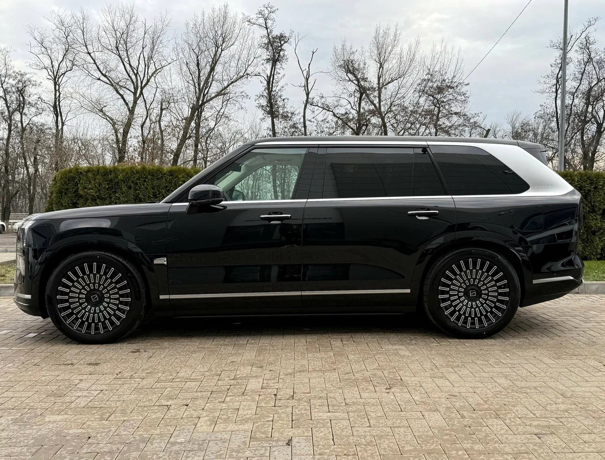 Zeekr 9X Max - 660 kW (897 koní) - 8