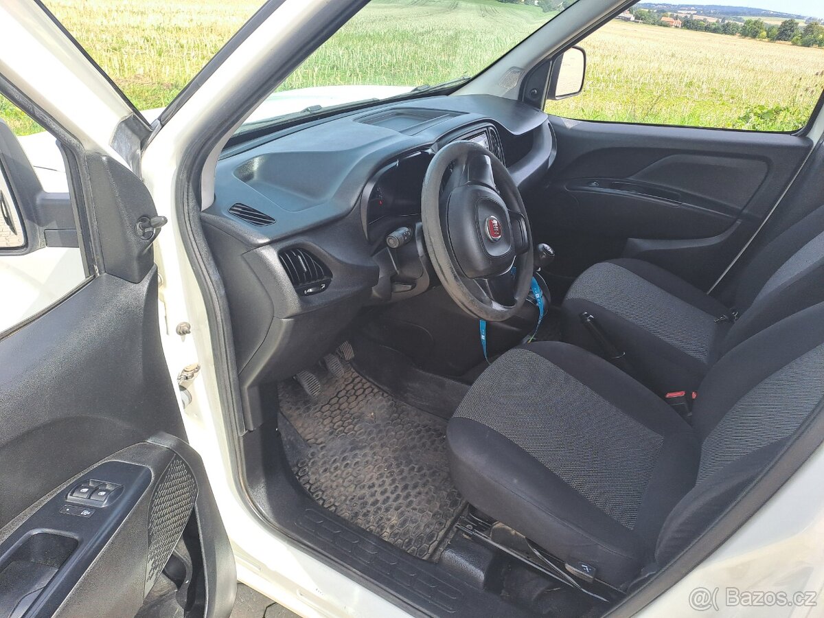 Fiat Doblo Cargo ,1.6 MTJ 77kw,r.v8/2019 - 8